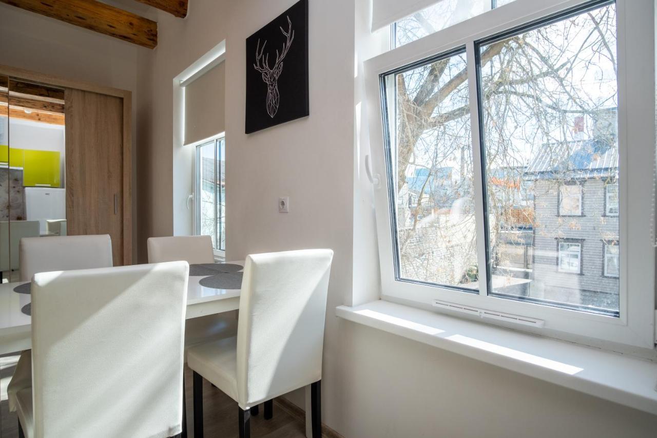 Contact Free Apartments With Free Parking Tallinn Exterior photo