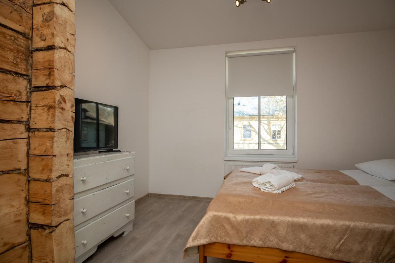 Contact Free Apartments With Free Parking Tallinn Exterior photo