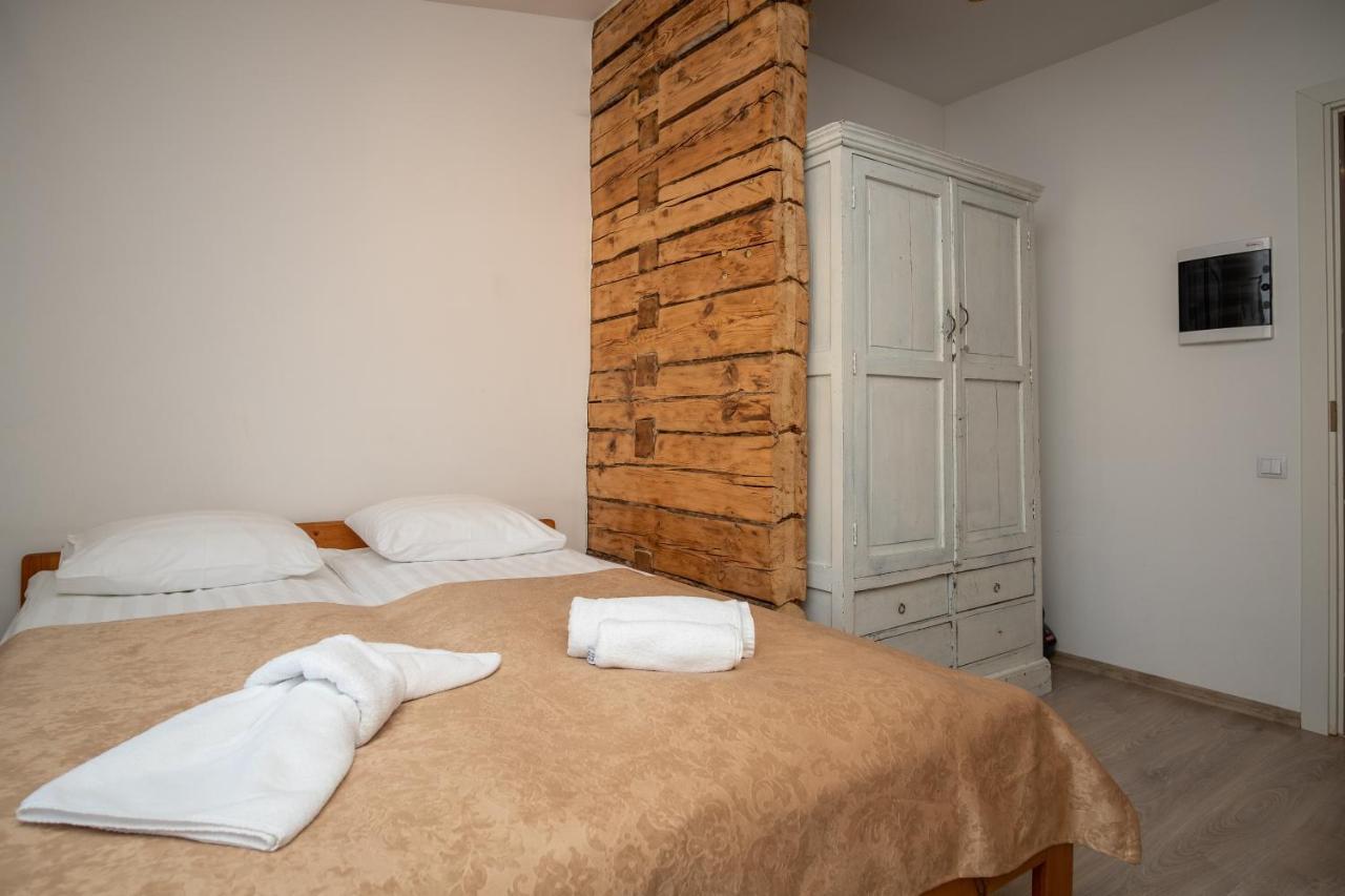 Contact Free Apartments With Free Parking Tallinn Exterior photo